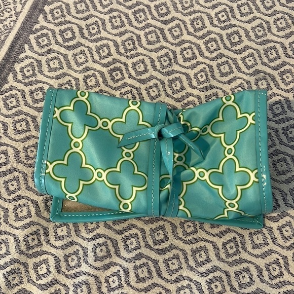 Stella & Dot Travel Jewelry Roll Up Blue/Green Print​​​​​​​​​ - Picture 4 of 9